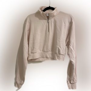 TNA Airy Fleece Perfect 1/4 Zip Cropped Sweatshirt, light pink